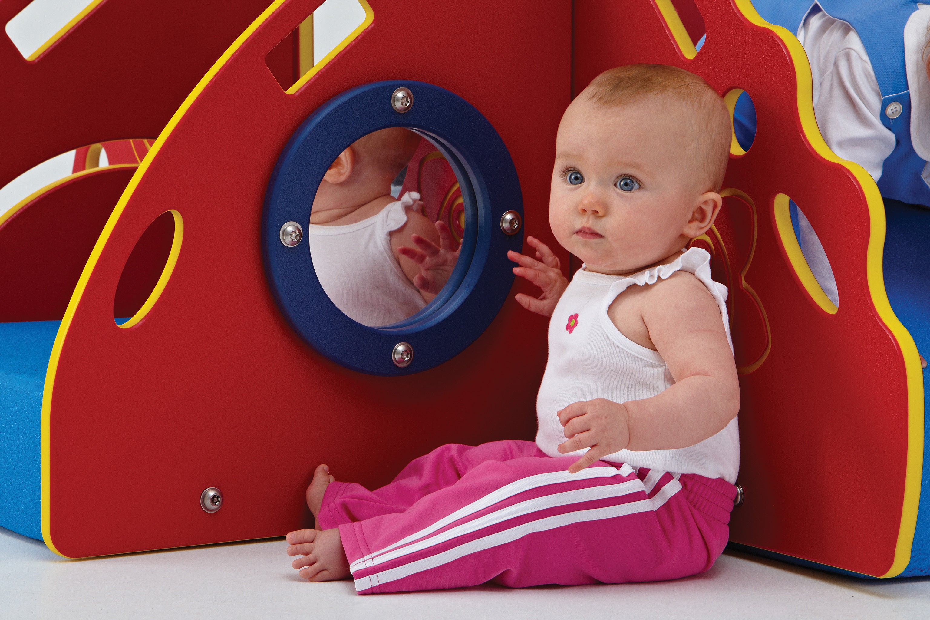Ultra Play Crawl & Toddle Comfy Tuff UP130